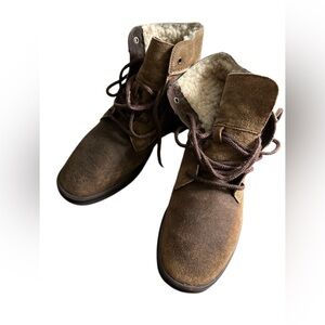 Brown Suede Men's UGG Boots Treadlite